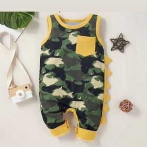 Baby Boy Shark Print Sleeveless Romper 3D Fin Spikes Camo Green Summer Sunsuit